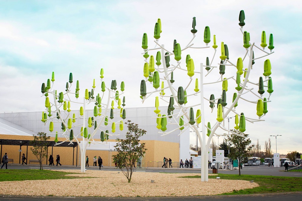 COP21 : inauguration de l'Arbre à vent au Bourget