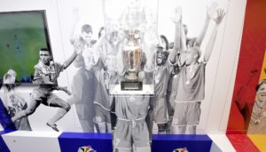 Trophée-Henri-Delaunay-UEFA-EURO-2016-Tournée-du-Trophée