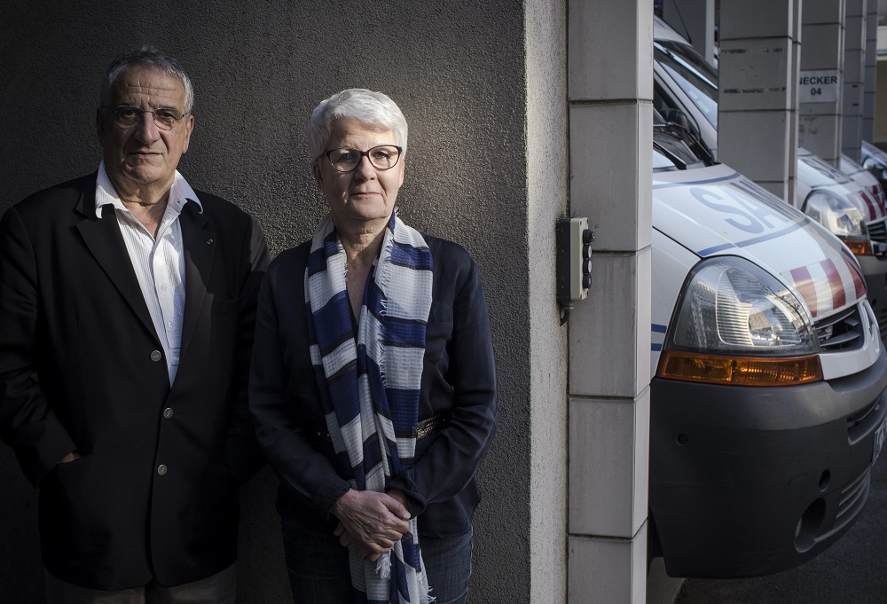 Xavier Emmanuelli et Suzanne Tartière, co-auteurs du livre - En cas d'urgence faites le 15 - Albin-Michel. Paris avril 2015