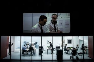 nobody-monfort-theatre-paris-15