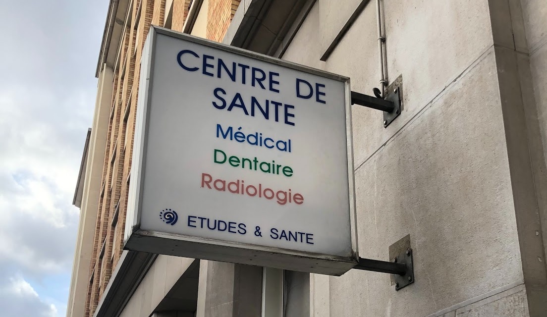 Expulsion du Centre de santé Viala à Paris 15